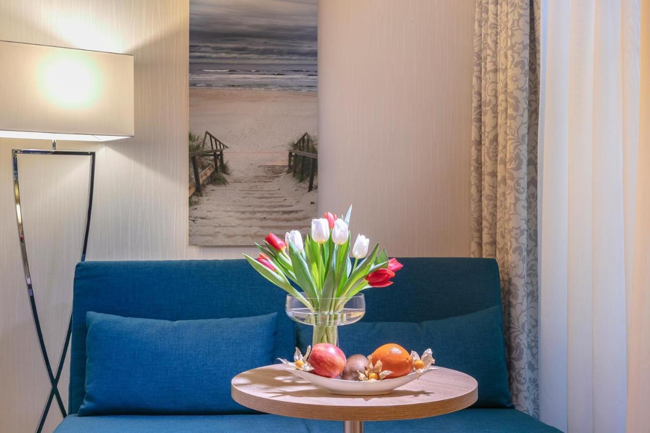 Hotel Blinkfueer 디르하겐 외부 사진