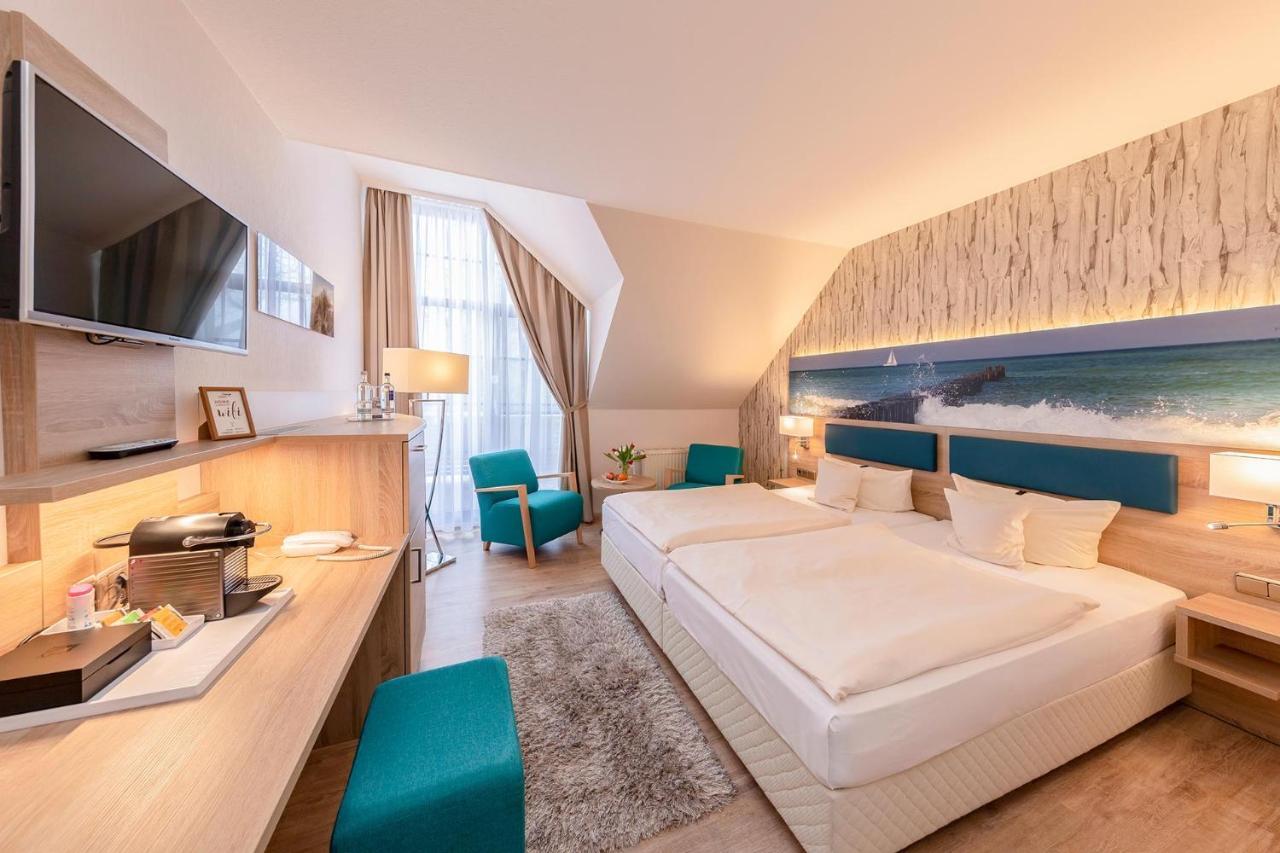 Hotel Blinkfueer 디르하겐 외부 사진